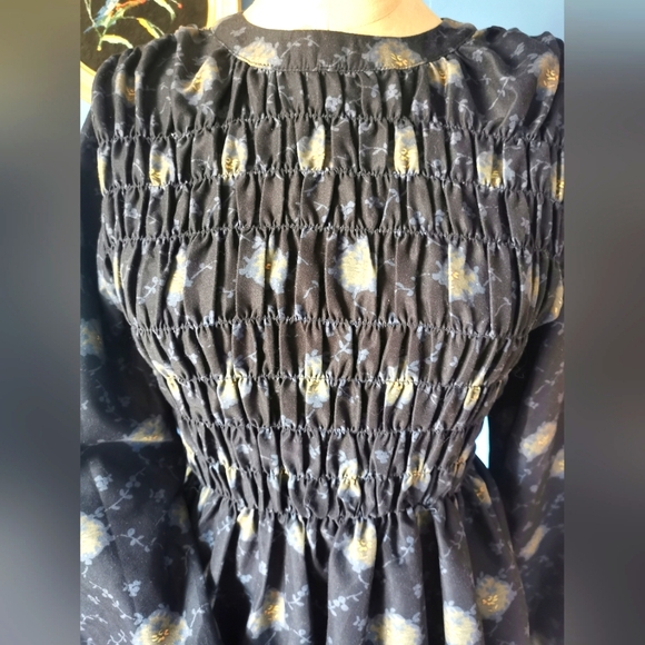 Smock dress - Picture 4 of 15